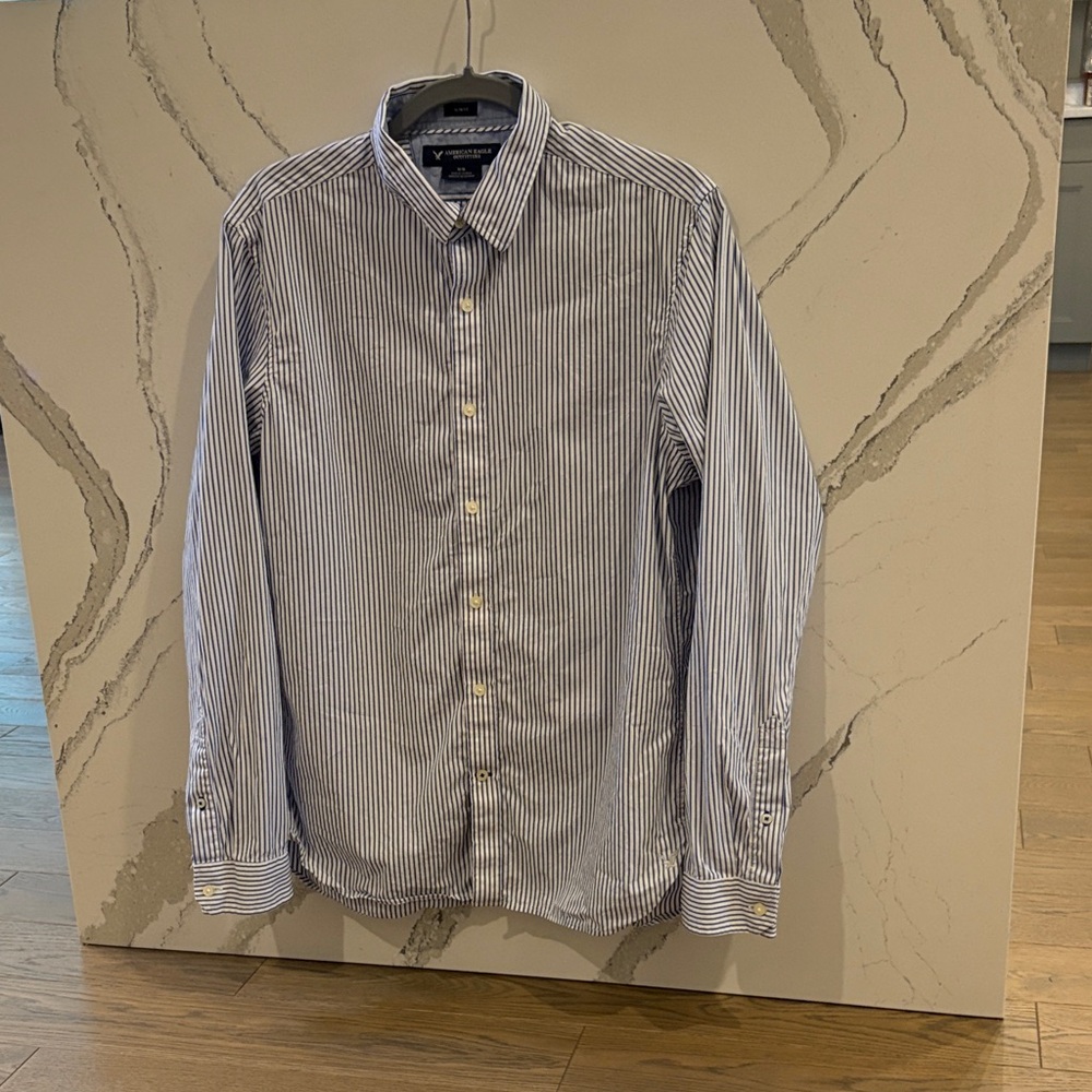 American Eagle Outfitters Blue Striped Button-Down Shirt